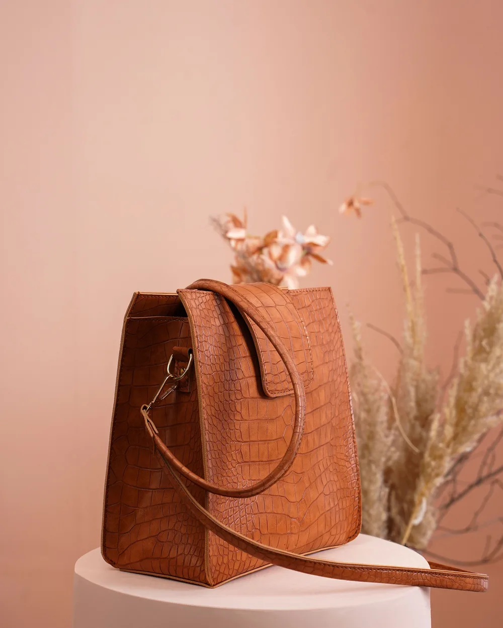 Élan Shoulder Bag